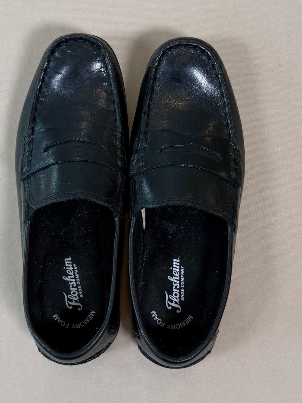 Florsheim Kids Boys Black Leather Penny Loafers, Size 5.5 Medium.